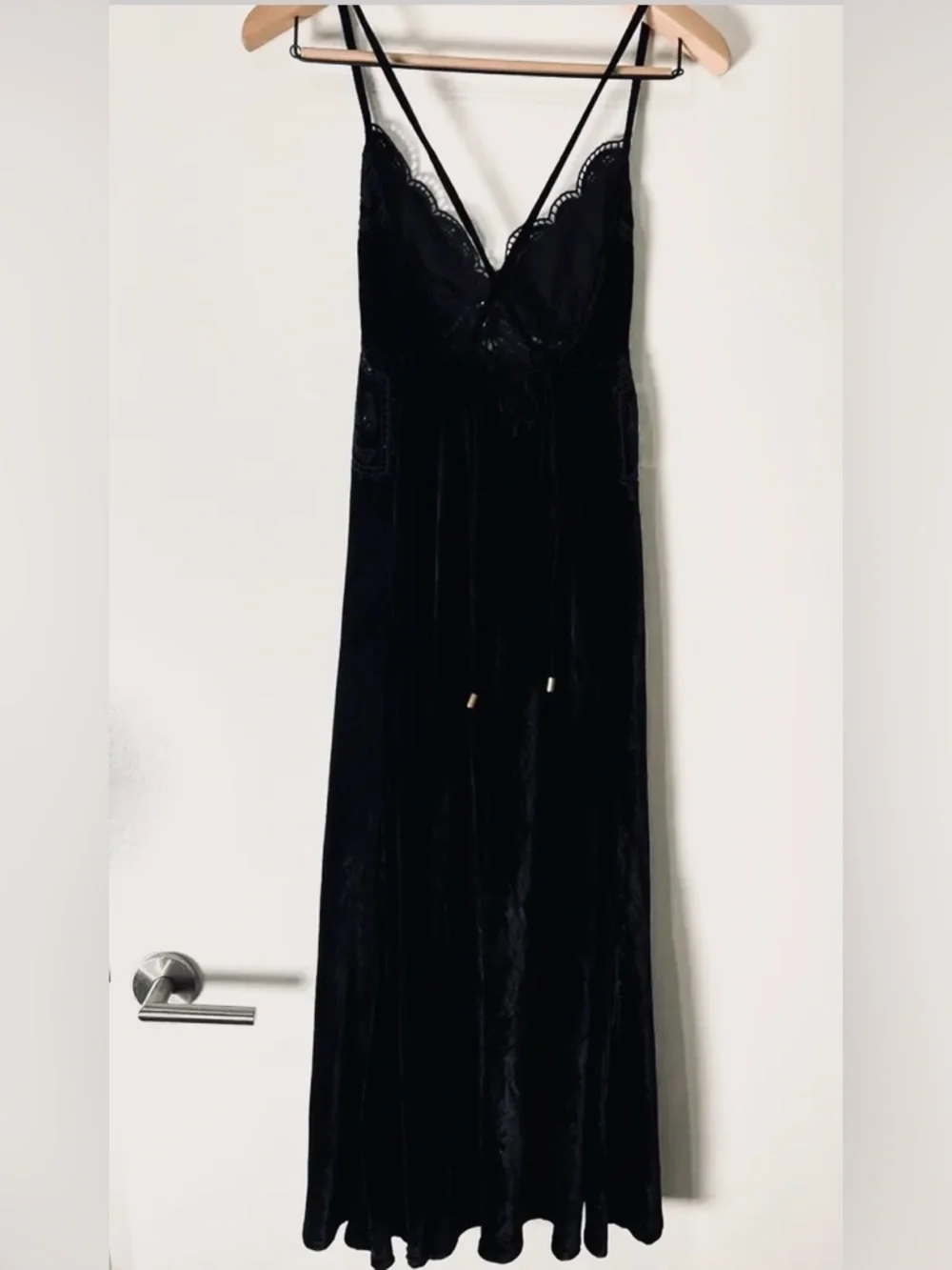 Farm Rio Richelieu Velvet Slip Dress Black Lace Midi Size Large - Picture 7 of 10